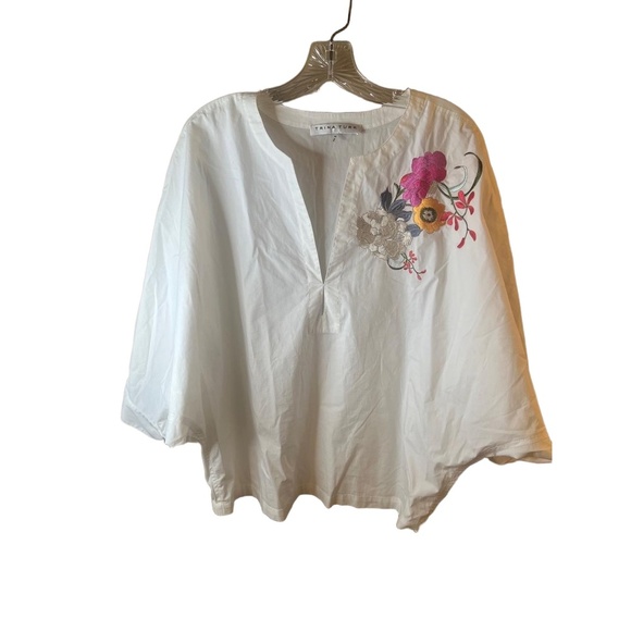 Trina Turk White Floral Embroidery 3/4 Sleeve Split Neckline Tunic Blouse Medium - Picture 1 of 12